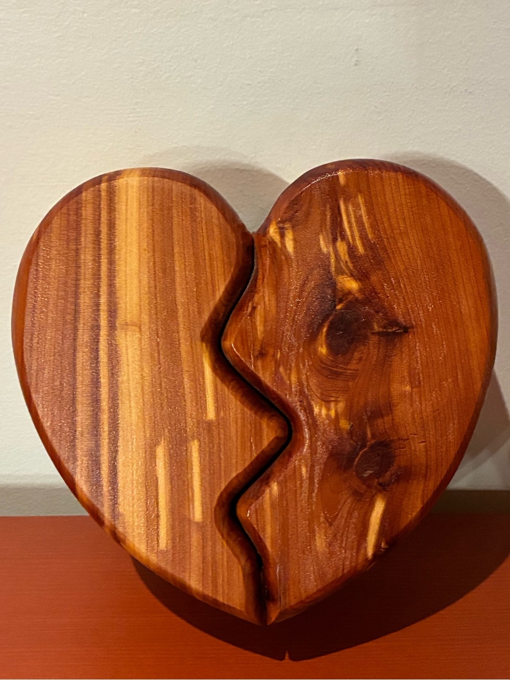 Cedar Jewelry Box Large Handmade Beautiful 8 in x 71/2 in 21/2 in deep